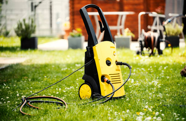 Best Driveway Pressure Washing  in Selmer, TN